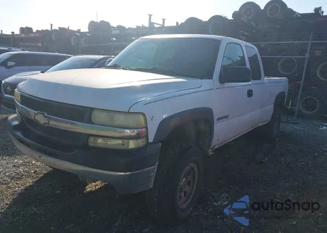 2002 Chevrolet Silverado 2500Hd from USA, damaged, VIN 1GCHC29U32E129979